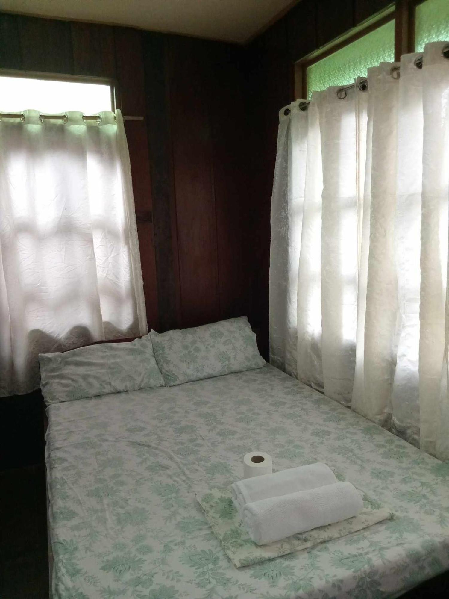 Nellie'S Tourist Inn- Port Barton San Vicente  Bilik gambar